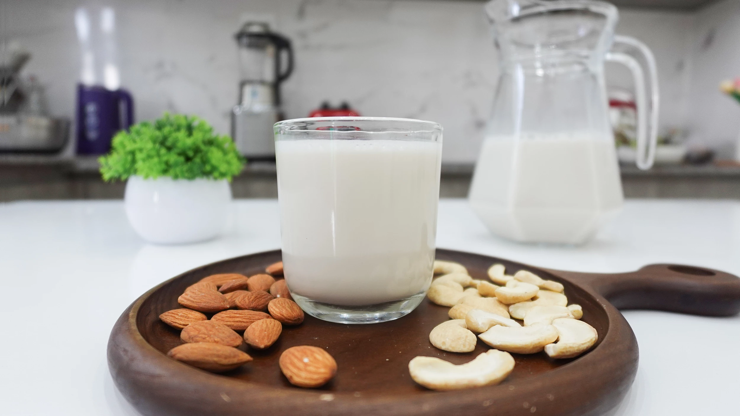 Sữa hạnh nhân hạt điều